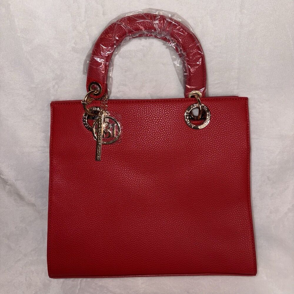 Badgley Mischka Big Logo eyelet Red Tote - W/Keychain BM-4040-RED